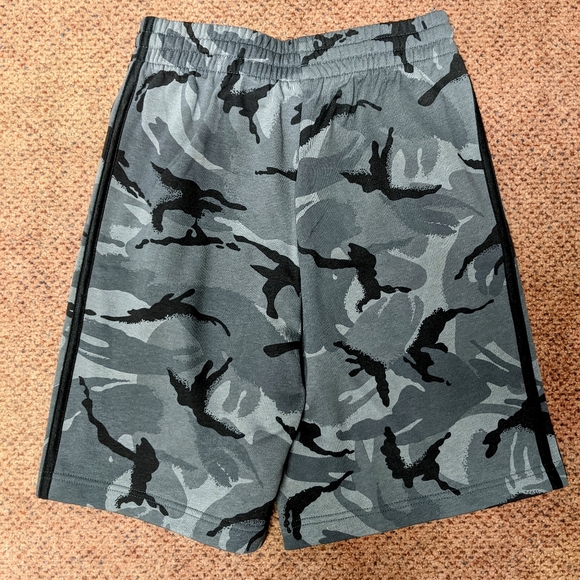 Adidas Essentials French Terry Camouflage Shorts - Picture 2 of 3
